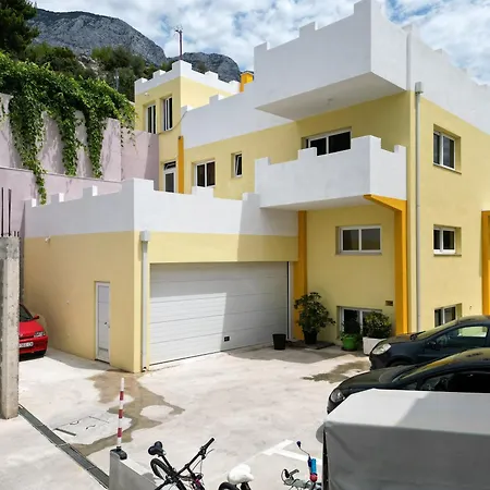 Апартаменты Apartmants Micki Тучепи