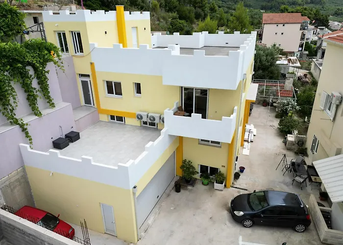 Apartmants Micki Тучепи