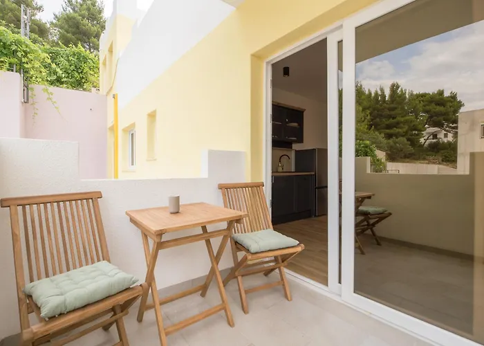 Apartmants Micki Апартаменты Тучепи